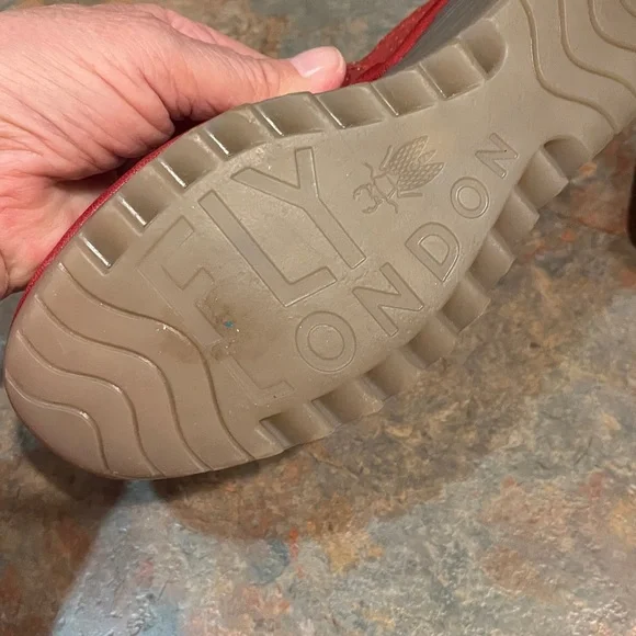 Fly London size 36 red leather wedge pump - Picture 8 of 10